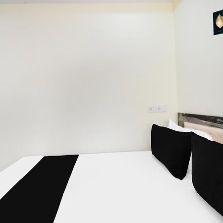 Hotel O Sri Balaji Grand Hyderabad Exteriör bild
